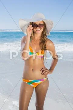 Beautiful Girl In Bikini And Straw Hat Smiling At Camera On Beach Hi