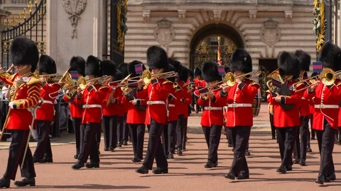 Changing The Guard At Buckingham Palace Stock Video Pond