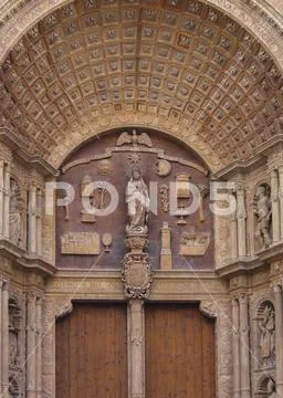 Gate of Palma Cathedral with ornaments