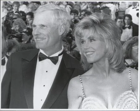 Photo: Tom Brady and Jane Fonda Attend the 80 For Brady Premiere in Los  Angeles - LAP2023013101 