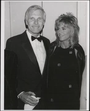 Photo: Tom Brady and Jane Fonda Attend the 80 For Brady Premiere in Los  Angeles - LAP2023013101 