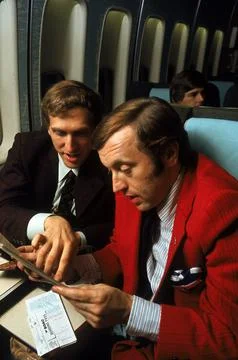 Bobby Fischer at Hilton Hotel in Amsterdam for discussions with FIDE  chairman Max Euwe (right) about the two-camp to the world championship with Boris  Spassky Date: 31 January 1972 Location: Amsterdam, Noord-Holland