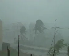 Extreme Winds As Hurricane Hits