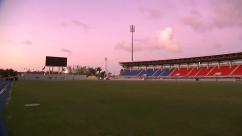 0004CL Video stock 73270445