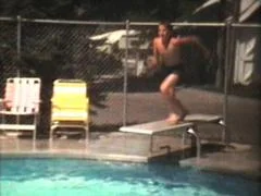 Fun In The Swimming Pool (1974 Vintage 8mm film)