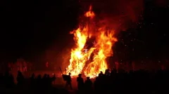 Large / Huge Bonfire - Medium Shot