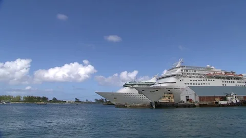 0010JE Video stock 73303948