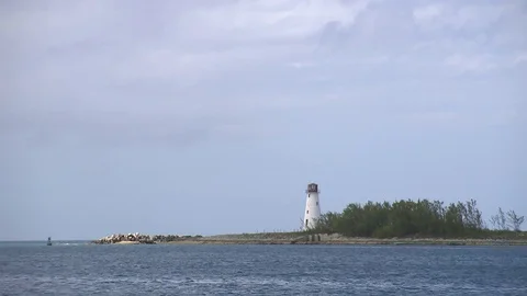 0011DZ Video stock 73303929