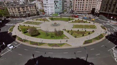 0057 Plaza HD25 Video stock 5359317
