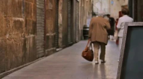 0066 Gente HD30 Stock Footage 5504493