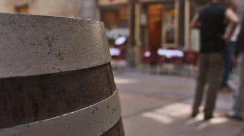 0067 Gente HD30 Stock Footage 5504710