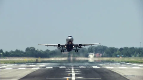 0101 take off Video stock 32347499