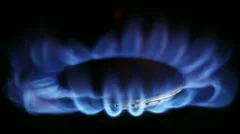 Natural Gas Inflammation in Stove Burner