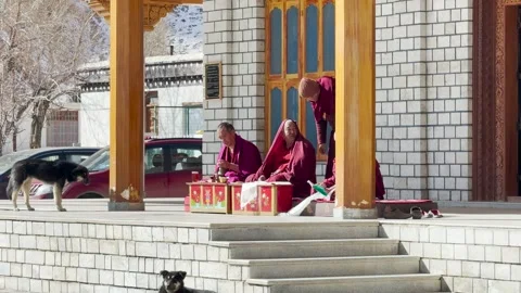 02-18-24, HP; Tranquil Harmony: Monk's Devotion at Dhankar Monastery Video stock 265027060