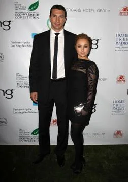 22 april 2010 - los angeles, california - hayden panettiere and wladimir klitschko. james cameron and 'avatar' cast celebrates 40th annivesary of earth day held at the jw marriott la live. photo credit: kevan brooks admedia xkwx celebrity, hollywood, red carpet, fashion, style, movie star, tv star, photo call
