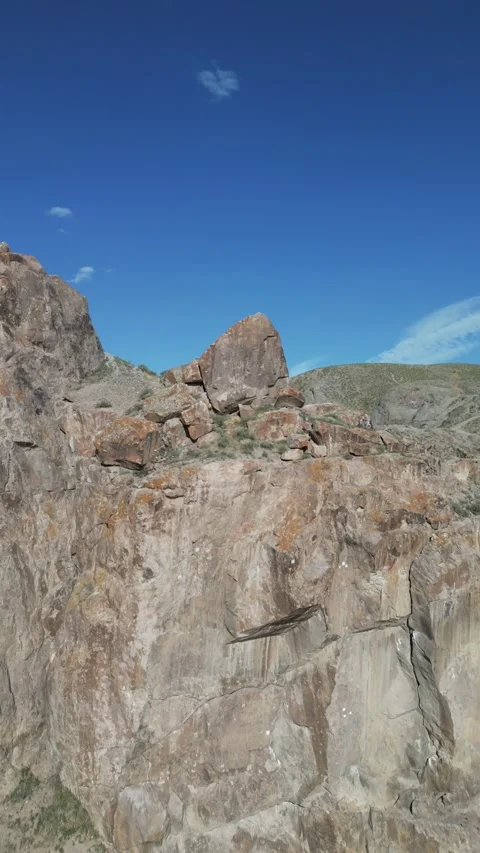 028 Video stock 246016533