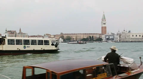 0309 Venice, traffic in front of St Mark's Square, rainy day Video stock 36779297