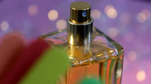 04 - Perfume - Cosmetics - Closeup - Contrasted - 06 Stockbeeldmateriaal 62030652