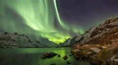 Aurora Borealis (Northern Lights) timelapse at Ersfjordbotn