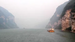 CHINA THREE GORGES DAM YANGTZE RIVER SHIPPING COMMERCE TRANSPORT