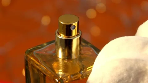 05 - gallery - perfume - closeup 02 Vidéo 62038082