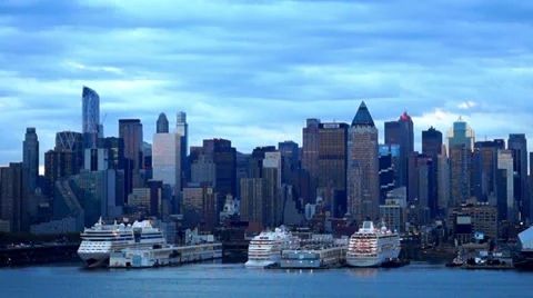 0682  Manhattan, NYC Stock Footage 33711299