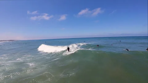 070626 Encinitas Surfer - 28 - yellow rails good left 4k Vidéo 338370593