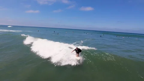 070626 Encinitas Surfer - 39 - white board quick left 4k Vidéo 338370701