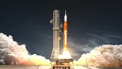 Space Launch System Takes Off. Realistic 3D Animation. 4K.