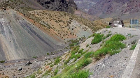 0925  Small mountain river, Los Andes, Chile Stock Footage 33665204