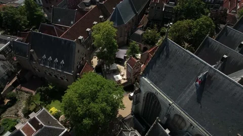 094 - Gouda - Centrum - St Jan - Museum Gouda tuin Stock Footage 228687649