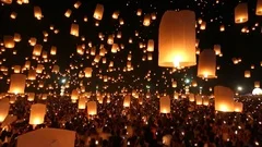 Beautiful Many Sky Fire Lanterns Festival Floating to Sky Of Chiangmai, Thailand