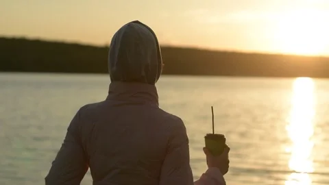 (1-1) (11) Stock Footage 186974424