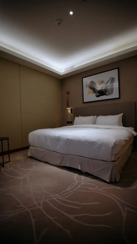 1 27 Stock Footage 270161041