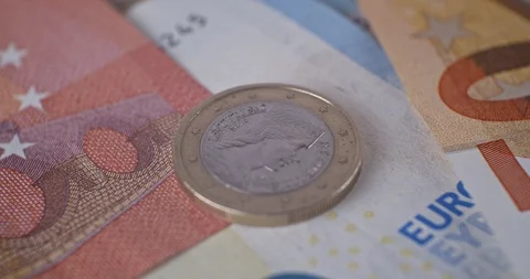 1 eur coin reverse close up Stock Footage 119201884