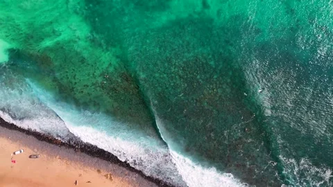 10 Down-Waves Ponta-Preta 動画素材 273082851