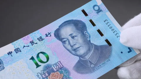10 Yuan Banknote in hands, hands-on overview of Chinese paper money Stock Footage 337507566