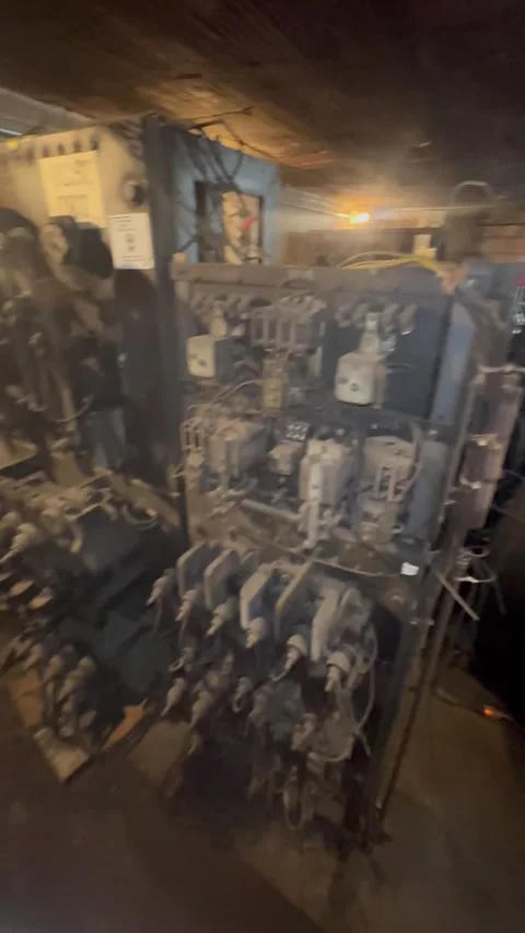 100 Year Old Elevator Controls, St. Louis, Missouri, USA - 14 Oct 2025 動画素材 318977291