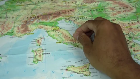 1000304548 Stock Footage 329342195