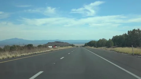 10/06/2024. Driving perspective on an empty Arizona highway 스톡 동영상 286204045