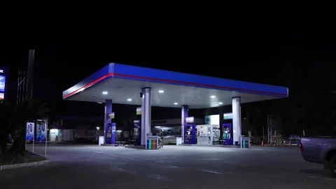 103.Timelapse gas station Stock-Footage 104021879