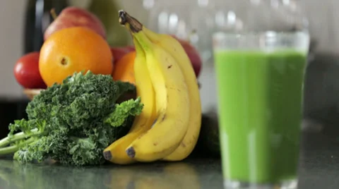 1060 Rack and Tilt Fruit to Green Smoothie Stock Footage 36744163