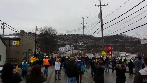 107-year-old bridge in the US demolished in dramatic implosion Stock-Footage 272992433