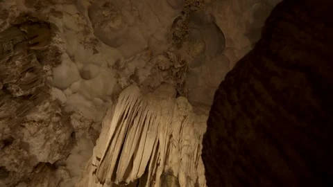 108 Cave Rock Formations Cave Bacon Vidéo 347850368