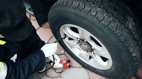 1080i. Checking the pressure in the wheel 스톡 동영상 73565412
