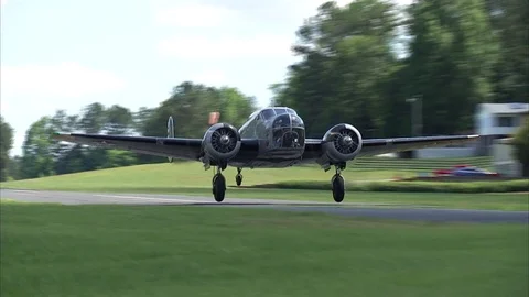 AT-11 Beech Kansan Take Off Vídeo Stock 84236333