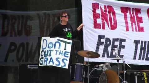 11005 001 0077FK A Stock Footage 11135150