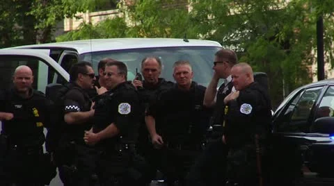 11005 014 0027ON A Video stock 11114135