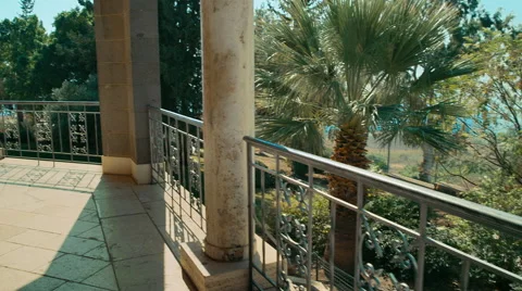 12 Movement along veranda 動画素材 59941745