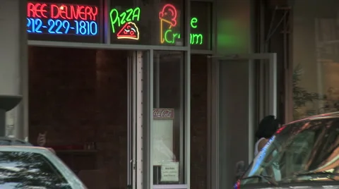 12090001 Video stock 936030